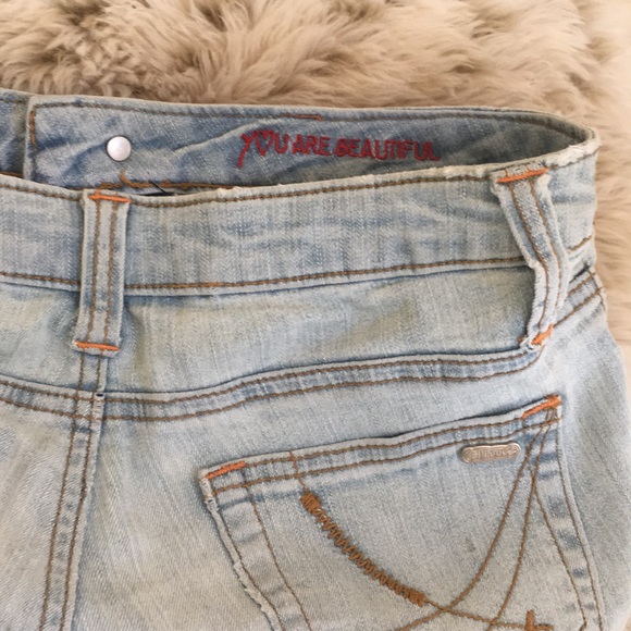 DOLLHOUSE jean capris - Picture 4 of 4